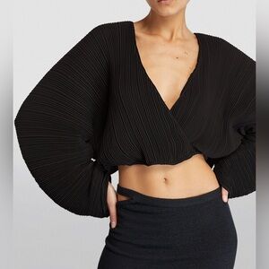 GOOD AMERICAN Plissé Sculpted Long Sleeve Crop Top Summer Black Size 1/2 (S/M)